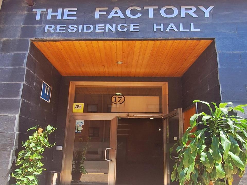 The Factory Residence Hall Segovia Exterior photo